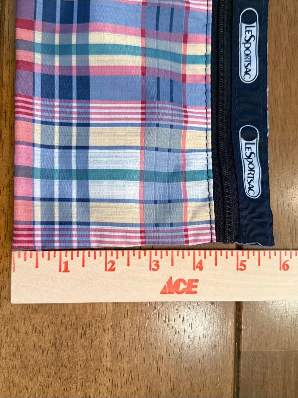 LeSportsac Plaid Zip Pouch in Pastel Multi Cosmetic Case Navy and Pink Y2K 90’s